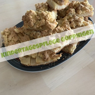 Apfel-Kürbis Streuselkuchen